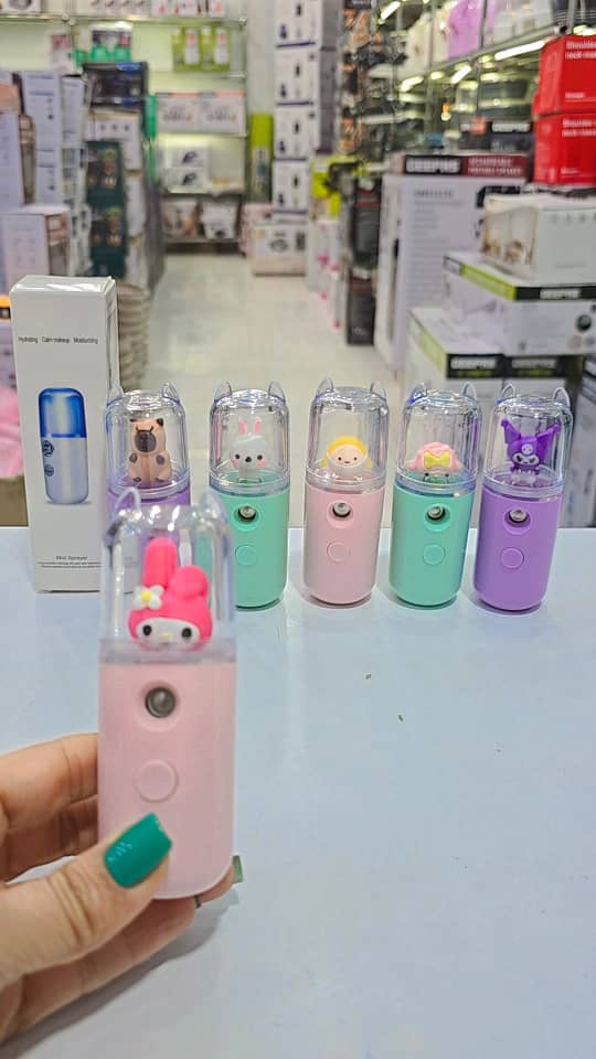 دستگاه بخور سرد عروسکی مدل YQ8001 ظرفیت ۰.۱ لیتر